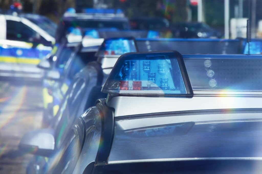 Avocate criminaliste analysant les moyens de défense possibles suite à une arrestation illégale pour alcool au volant au Québec.